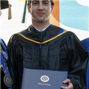 Profesor de economía para todos los niveles. Estudiante de 4º año de Business con experiencia laboral en finanzas,banca inversión